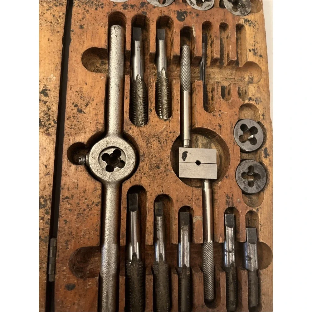 Vtg Tap & Die Set w/ Wood Case Lucky Brand Ace Mixed Brands‎ 20 Pieces